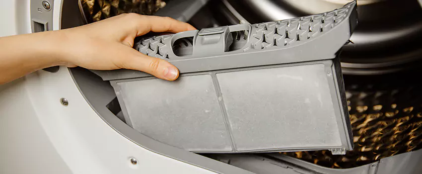 Signs Of A Clogged Dryer Lint Trap in Altus, Oklahoma
